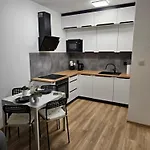 Z Widokiem Na Jezioro Malta شقة بوزنان
